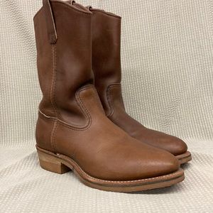 Red Wing Mens Boots.   K. 204